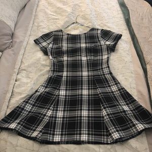 Plaid Aline-fit dress from LF